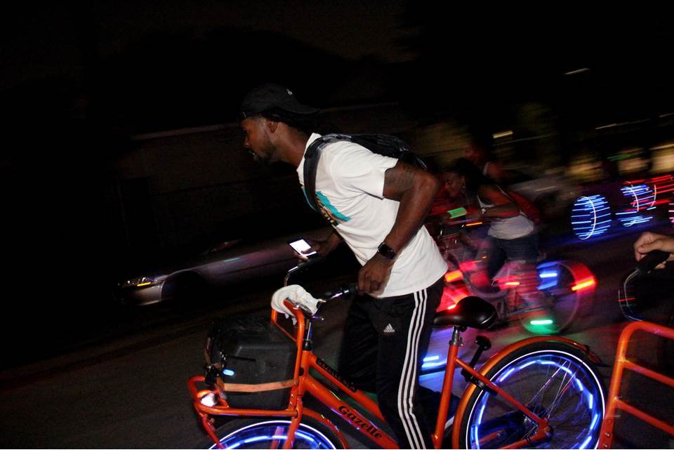 5 Reasons to Vibe & Ride in Houston, Texas by Dash of Jazz