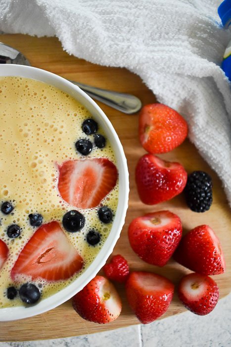 smoothie bowl and berries