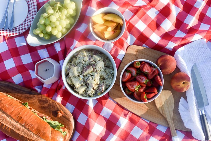 picnic party food spread