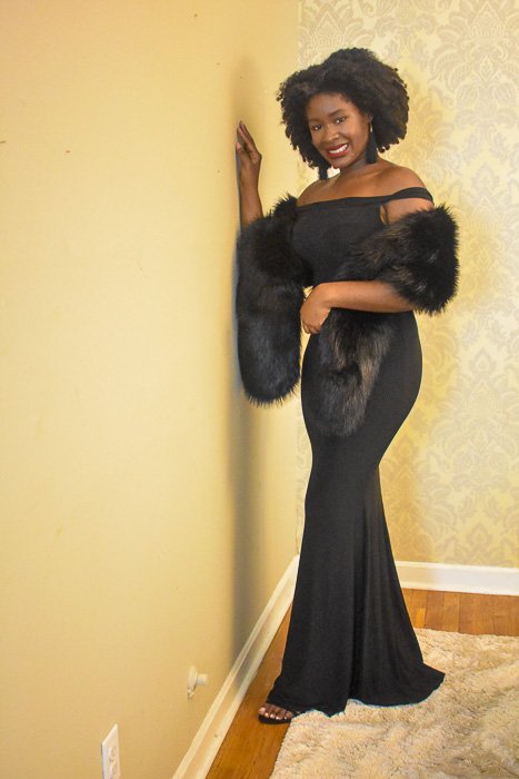 Dash of Jazz in fishtail gown and black fur stole