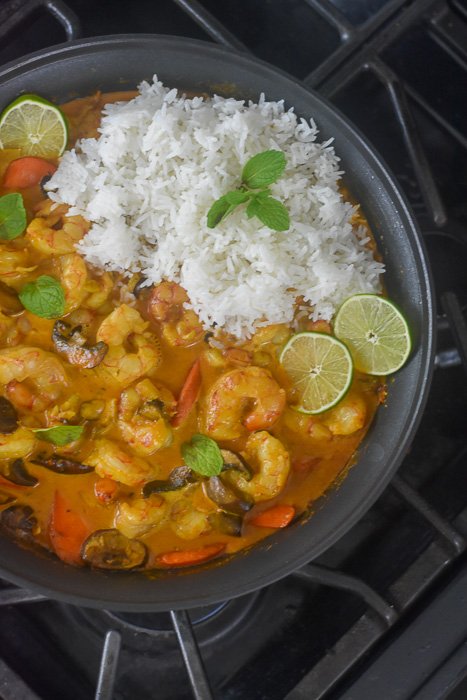 pan of curry shrimp and vegetables