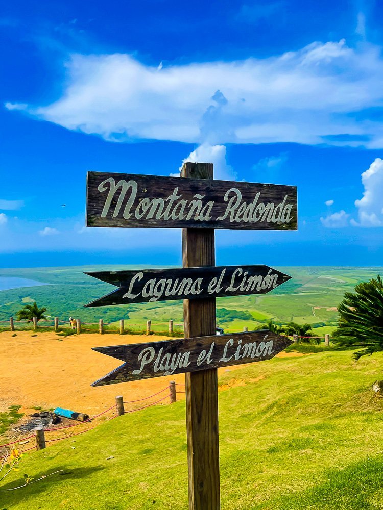 sign on Montaña Redonda.