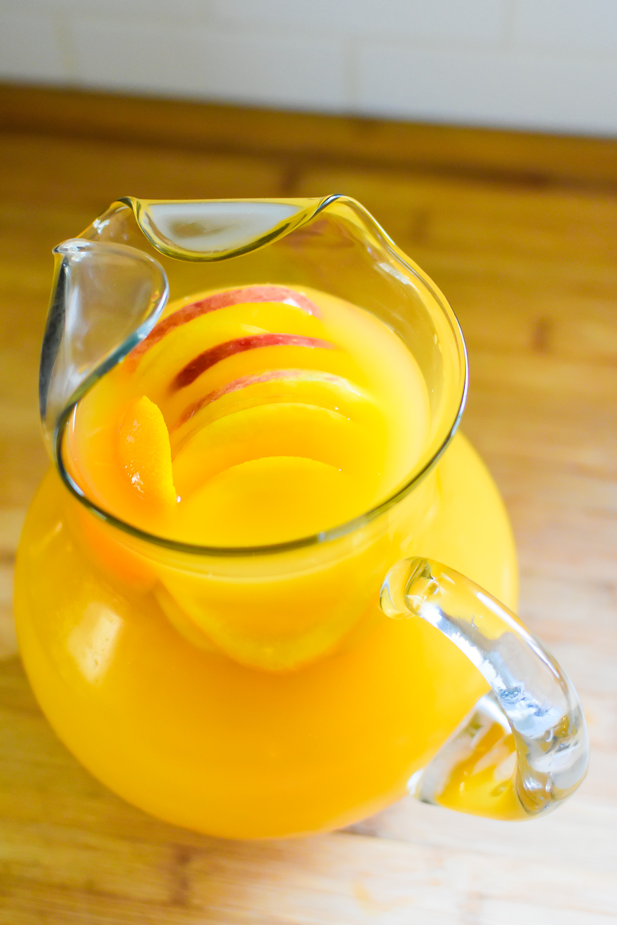 chilled pitcher of easy Thanksgiving punch for kids and adults.